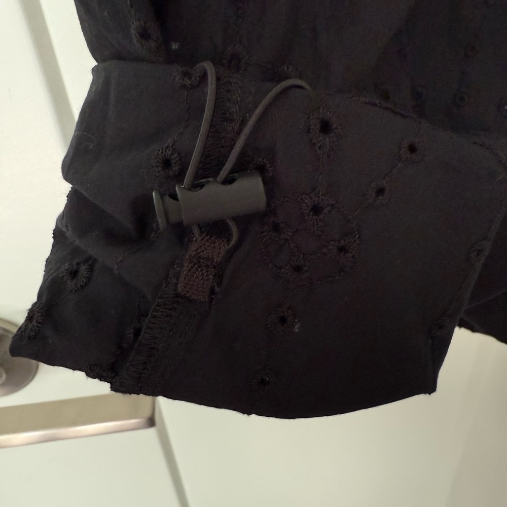 NWT GAP M Eyelet Cotton Cargo Pants - Picture 4 of 6